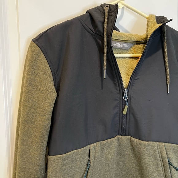 North Face Women’s Tech Sherpa Pullover Olive Green Size Medium - Picture 5 of 10